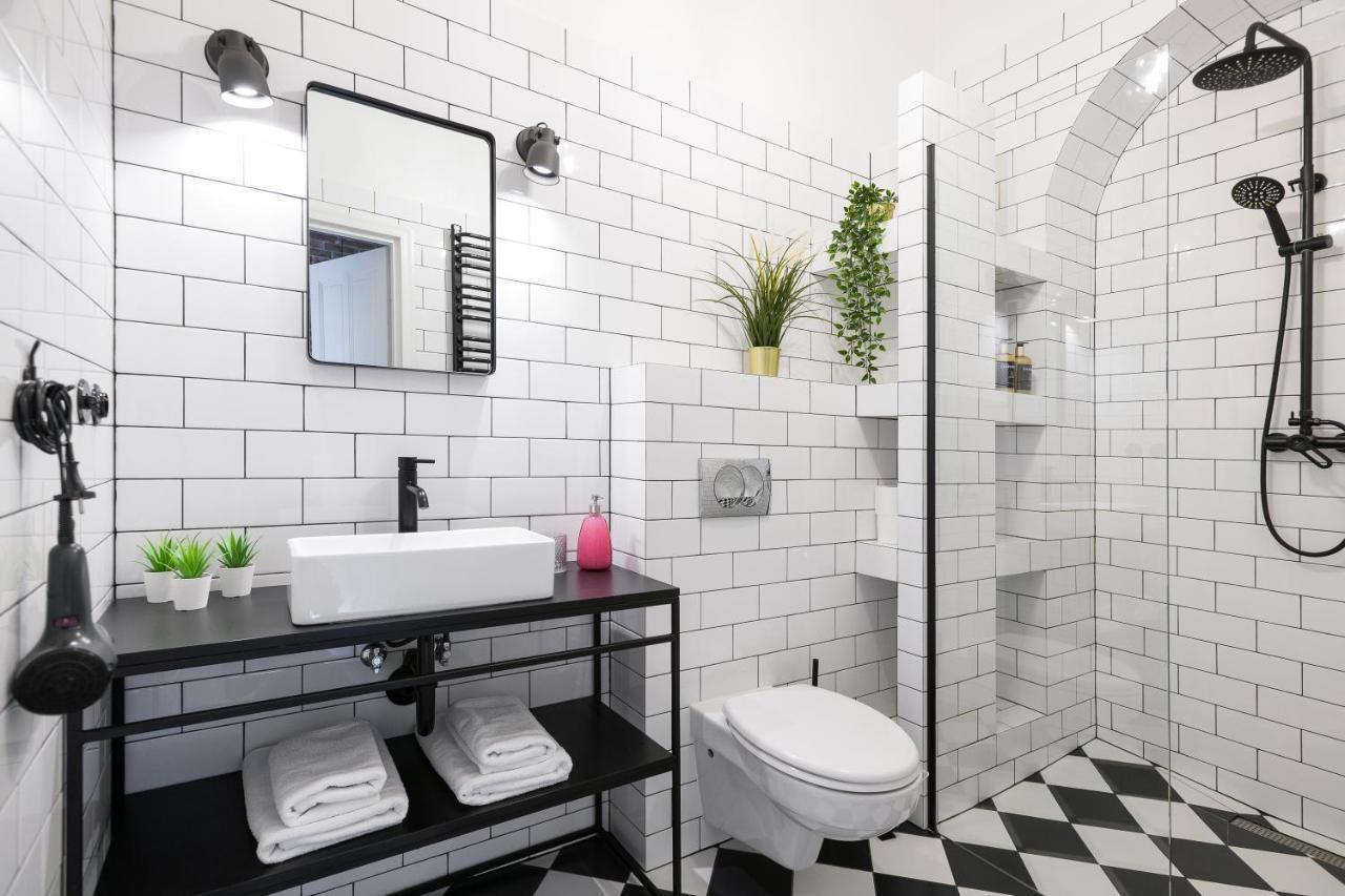 Discover Krakow Apartments - 3 Rakowicka St - Amazing Loft Near Main Station - Netflix Εξωτερικό φωτογραφία